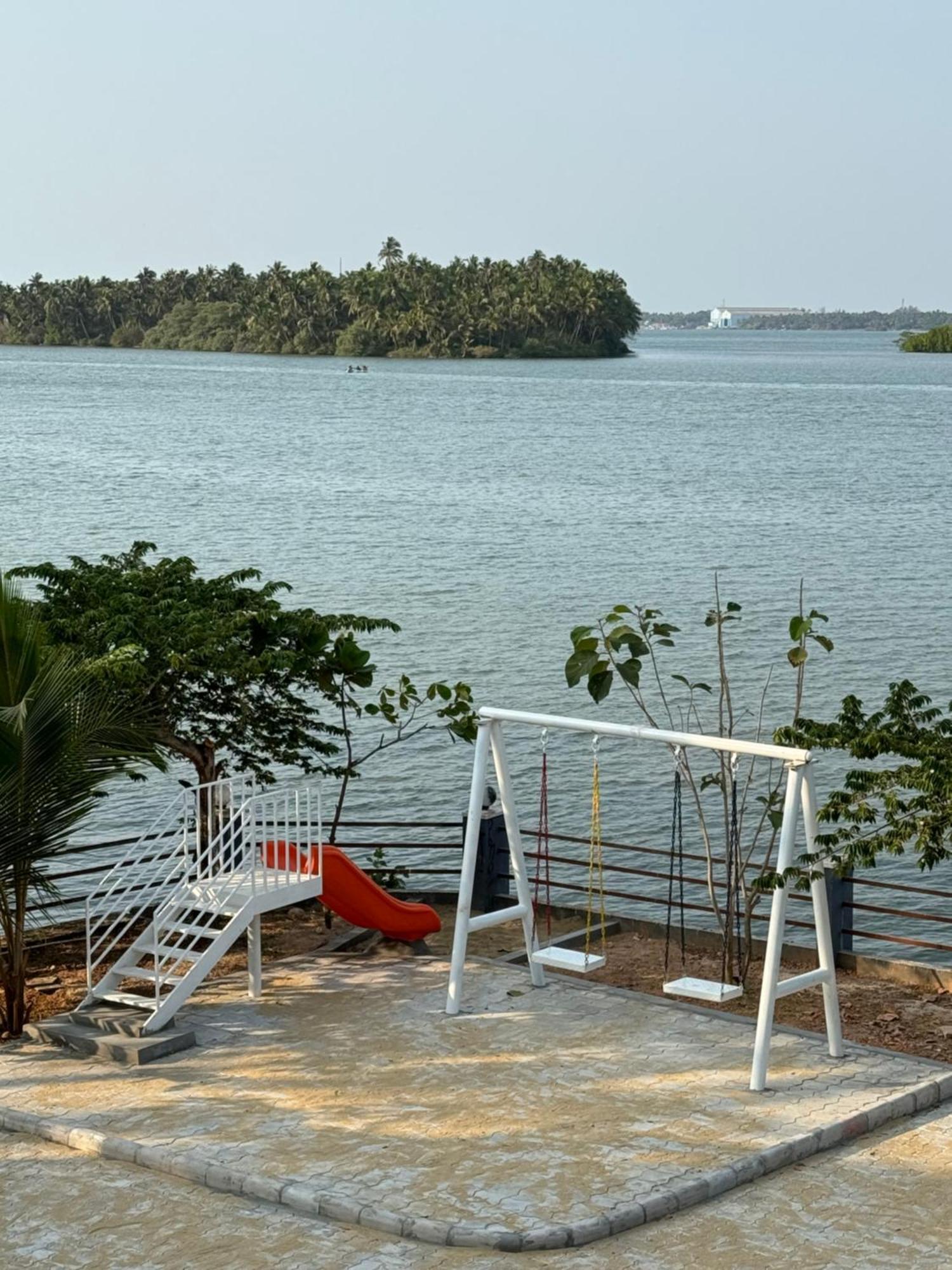 The Backwater Homestay Udupi Εξωτερικό φωτογραφία