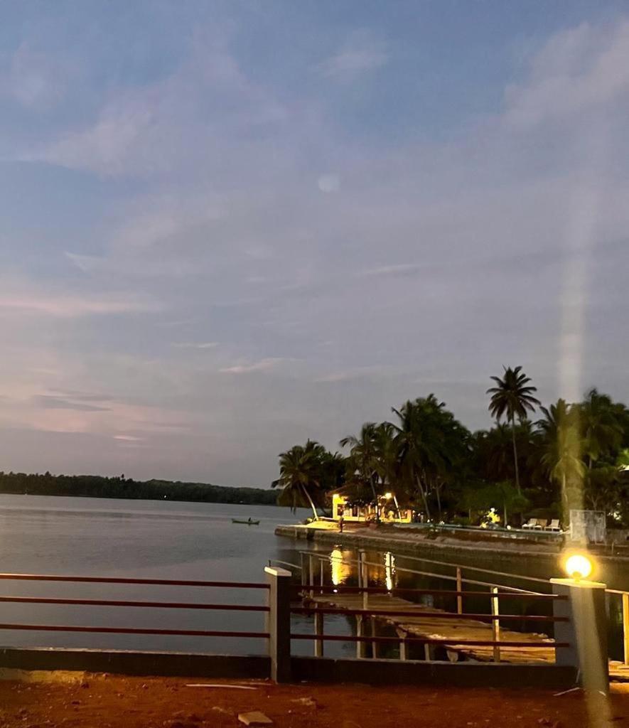 The Backwater Homestay Udupi Δωμάτιο φωτογραφία